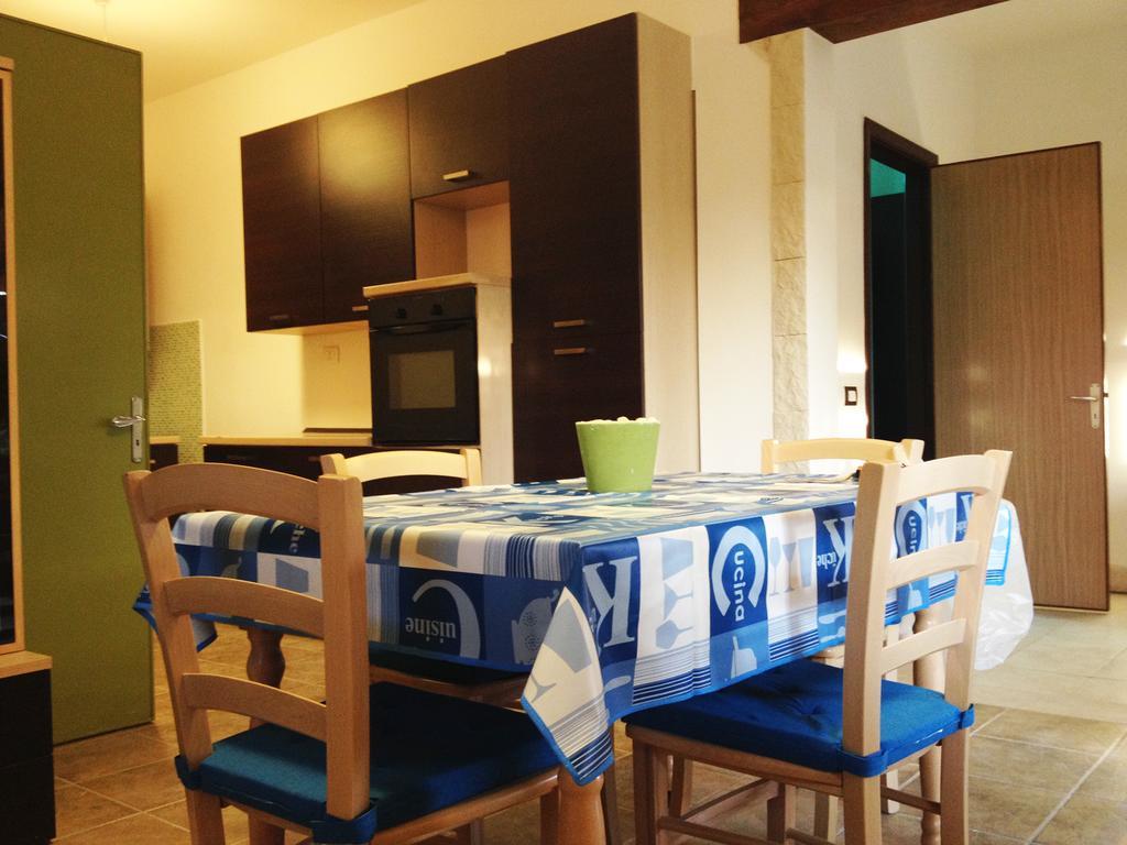 La Giara - Holiday Apartments サンピエリ 部屋 写真