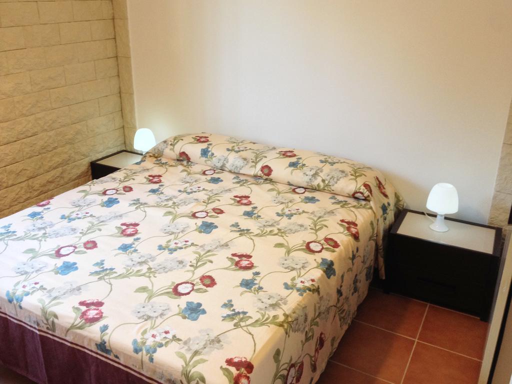 La Giara - Holiday Apartments サンピエリ 部屋 写真
